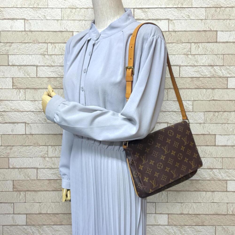 LOUIS VUITTON Authentic Brown Monogram Canvas Shoulder Bag - Picture 2 of 16